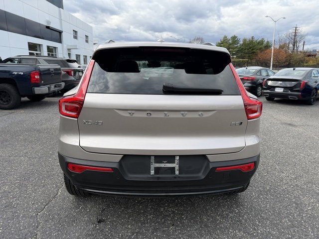 Certified 2023 Volvo XC40 B5 Plus w/ Driver Assist Package image 12