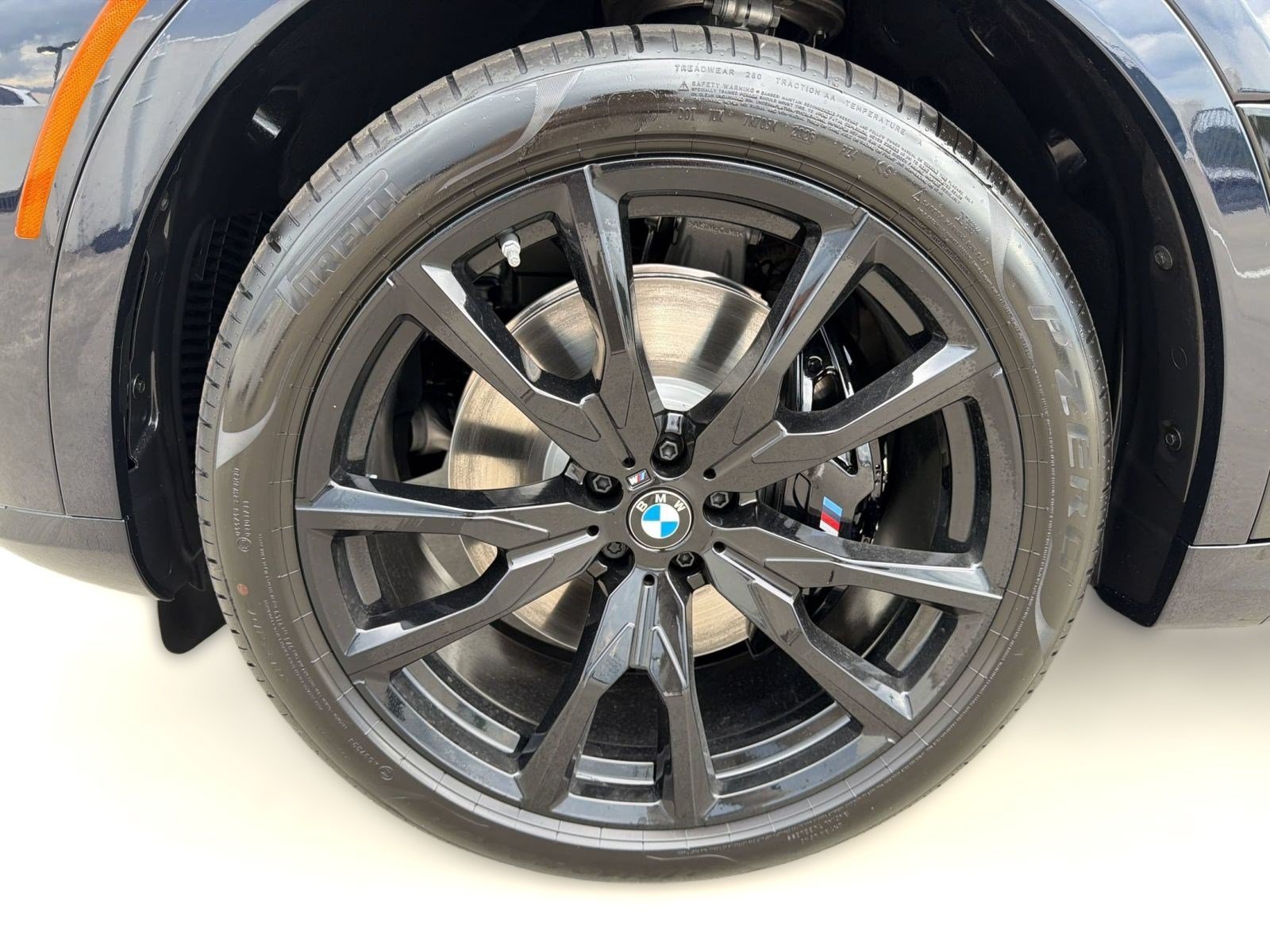 New 2027 BMW X7 xDrive40i w/ Executive Package AWD/4WD image 13
