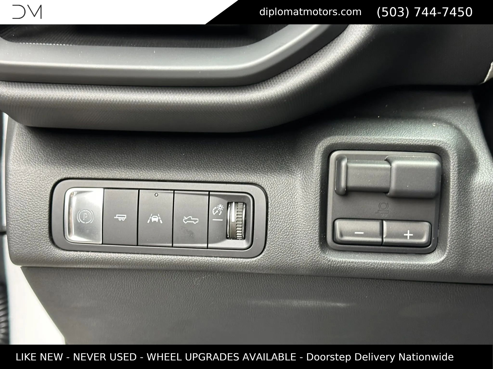 Used 2024 Chevrolet Silverado EV W/T image 34