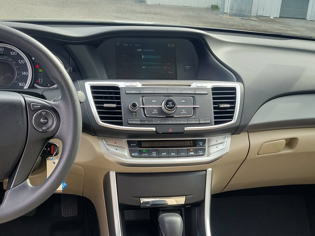 Used 2013 Honda Accord LX image 17
