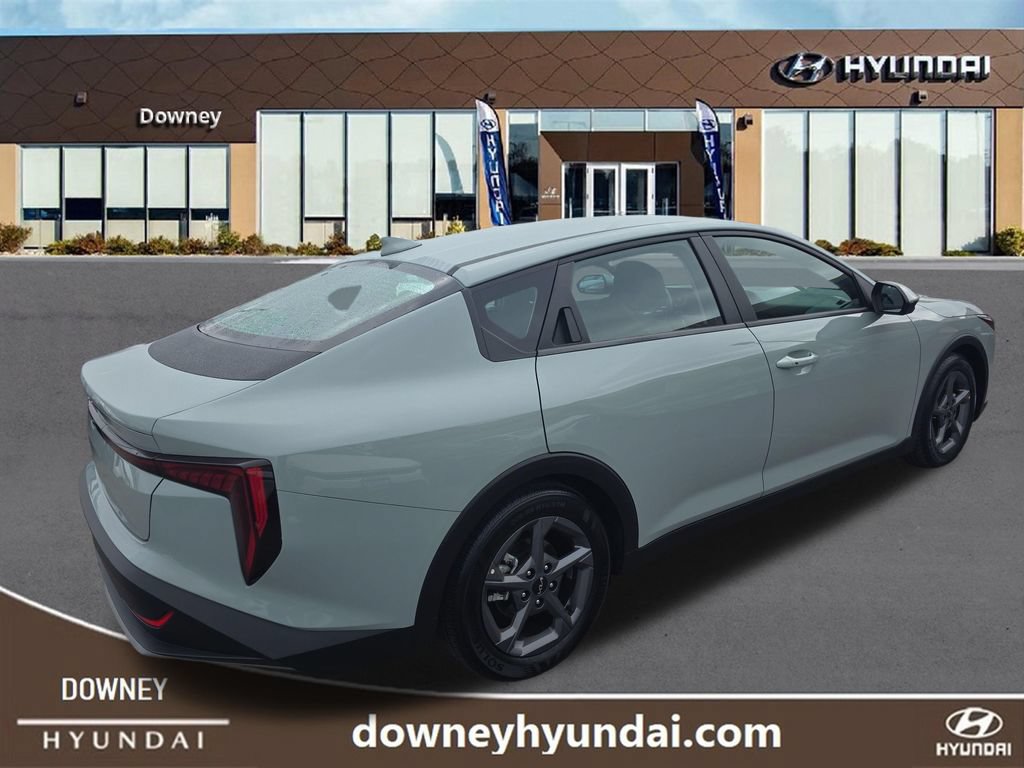 Used 2025 Kia K4 FWD image 5