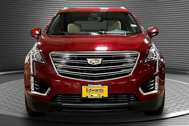 Used 2018 Cadillac XT5 Luxury w/ Driver Awareness Package AWD/4WD image 2