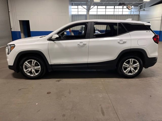 Used 2024 GMC Terrain SLE image 6