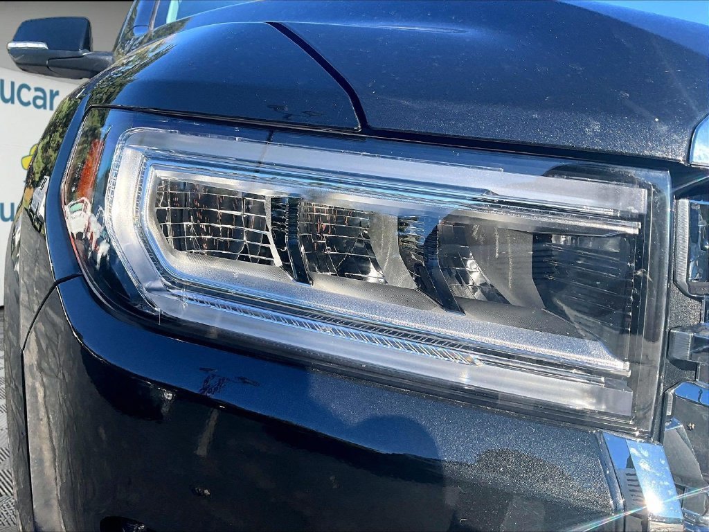 Used 2023 GMC Acadia Denali w/ Denali Ultimate Package AWD/4WD image 34