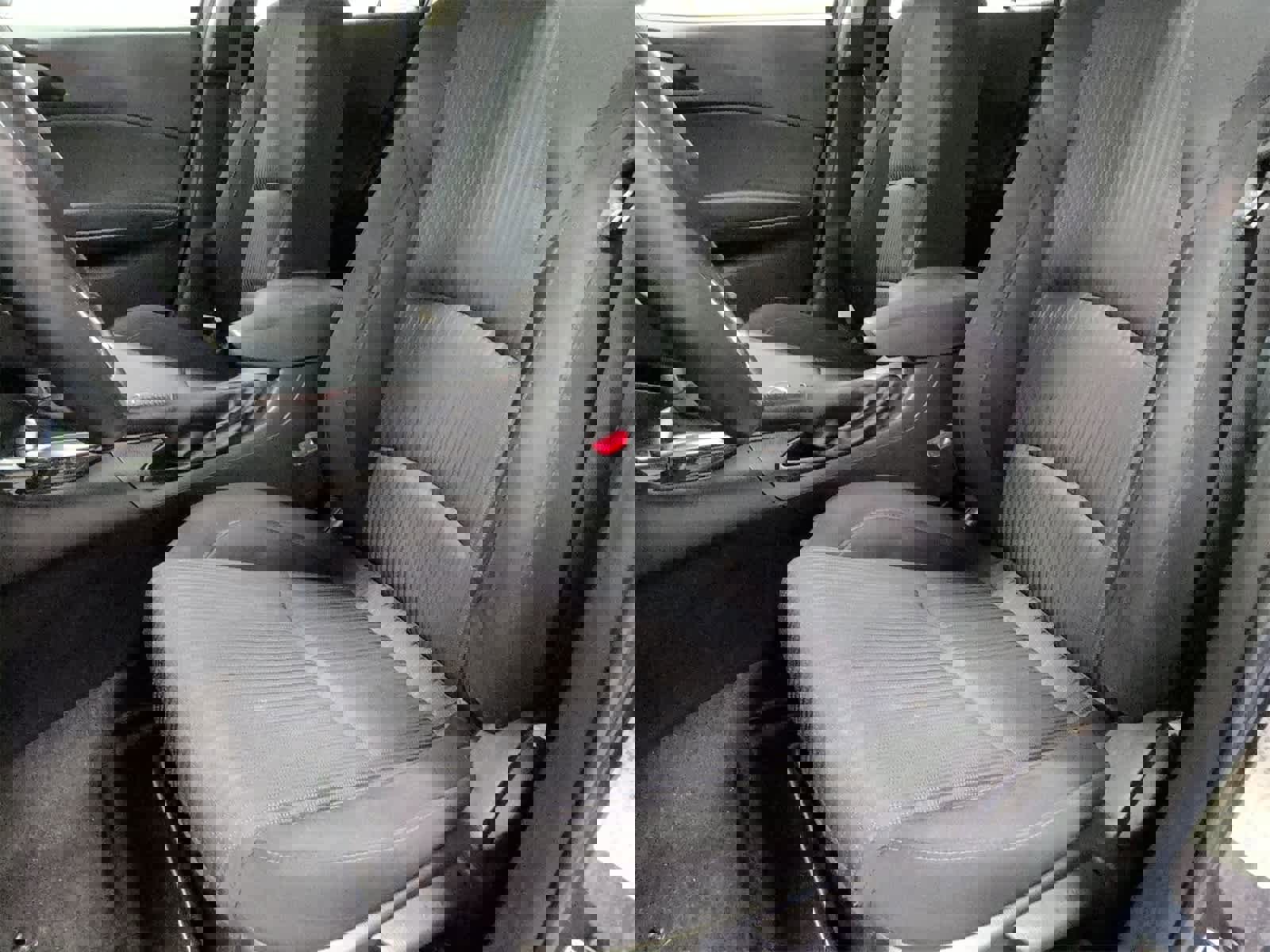 Used 2016 MAZDA MAZDA3 i Touring w/ Popular Equipment Package image 17