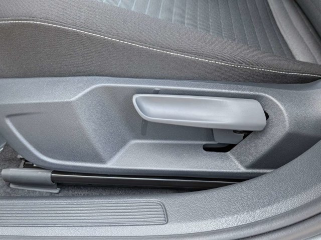 New 2027 Volkswagen Jetta S FWD image 19