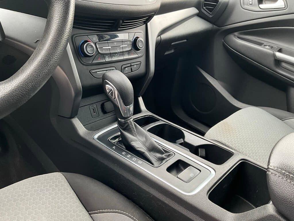 Used 2018 Ford Escape SE image 18