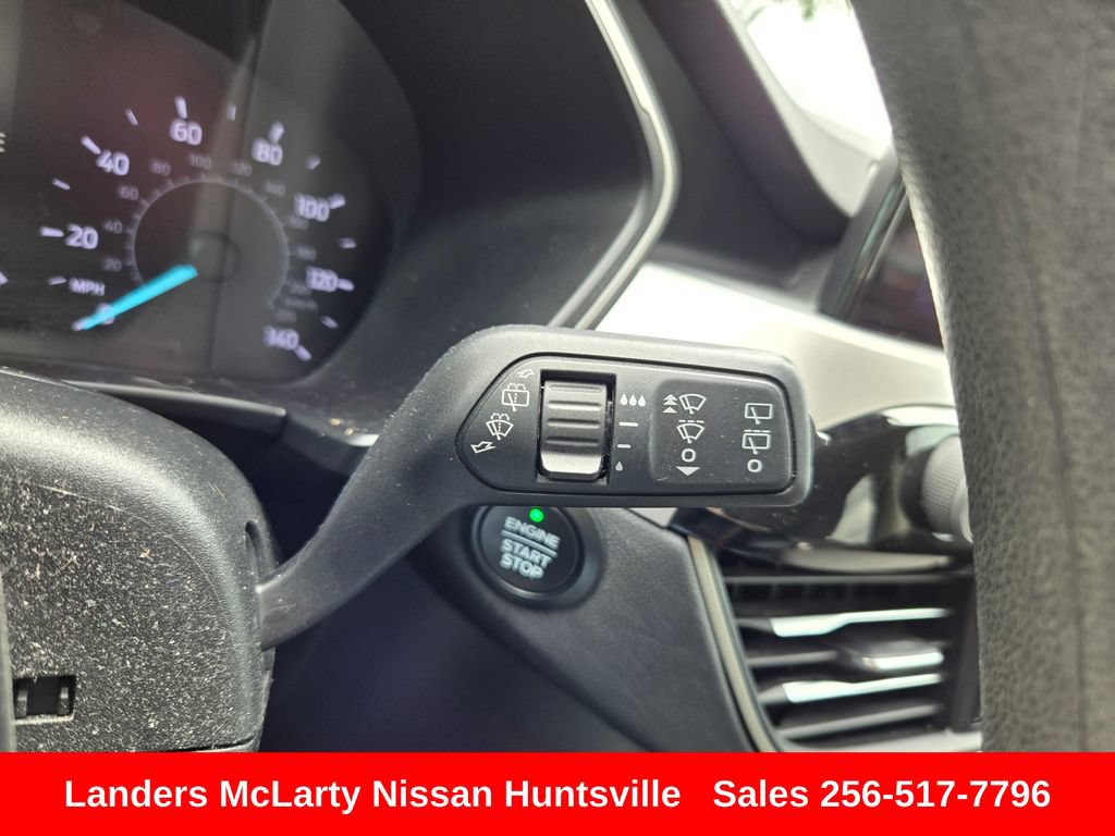 Used 2020 Ford Escape SE FWD image 22