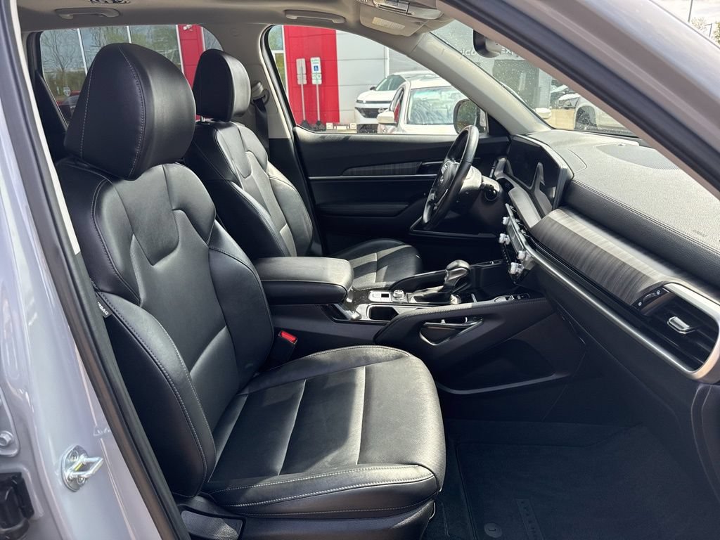 Used 2023 Kia Telluride EX X-Line AWD/4WD image 29