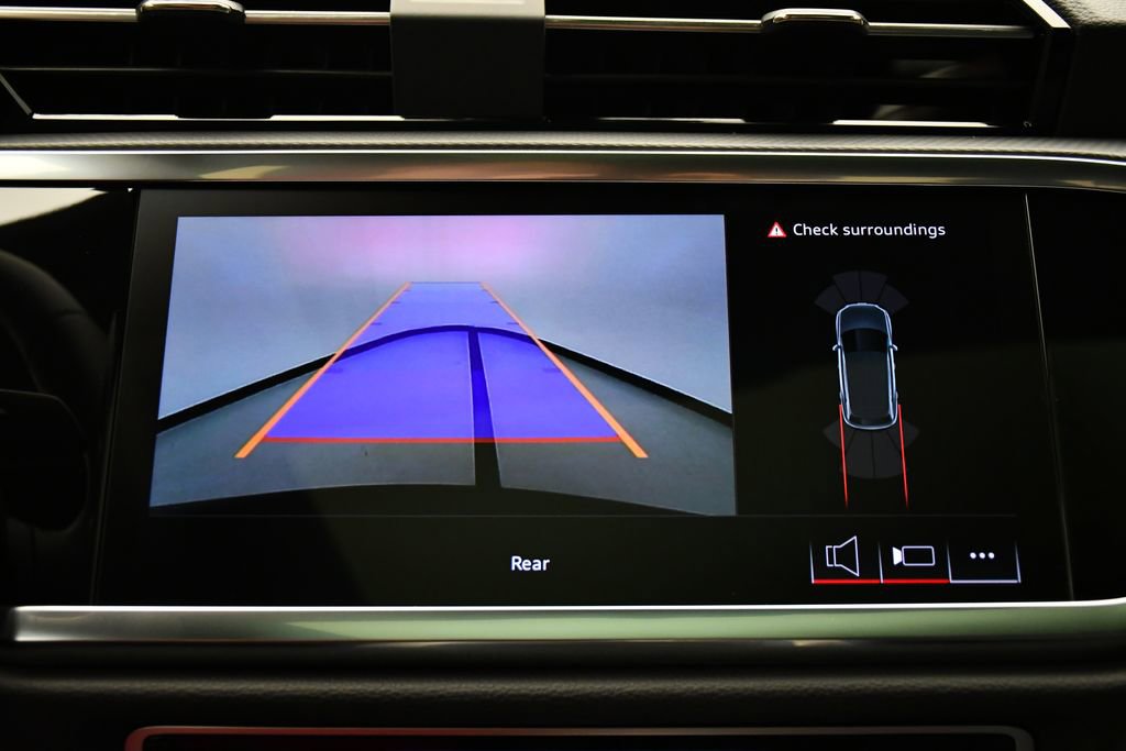 Used 2025 Audi Q3 2.0T Premium w/ Convenience Package AWD/4WD image 27