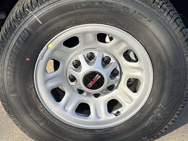 New 2026 GMC Sierra 2500 Pro w/ Convenience Package image 10