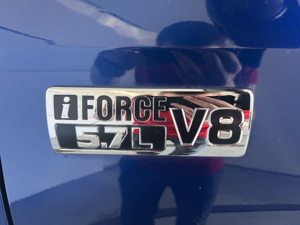 Used 2015 Toyota Tundra SR5 w/ SR5 Upgrade Package image 39