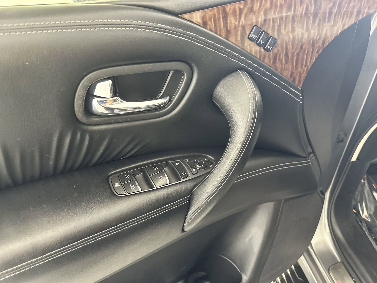 Used 2020 Nissan Armada Platinum w/ Captain's Chairs Package image 13