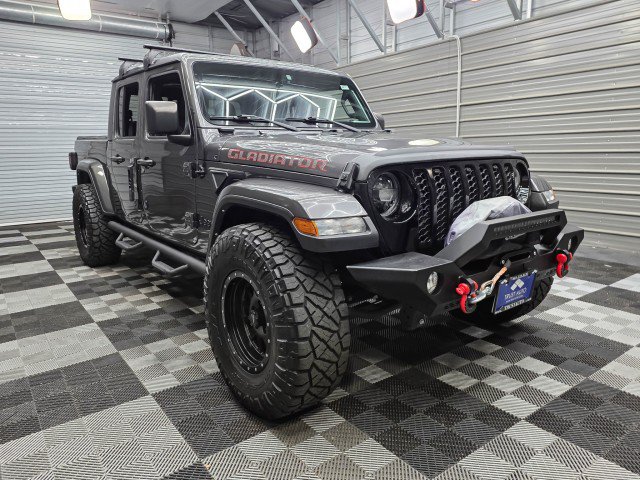 Used 2023 Jeep Gladiator Sport AWD/4WD image 4