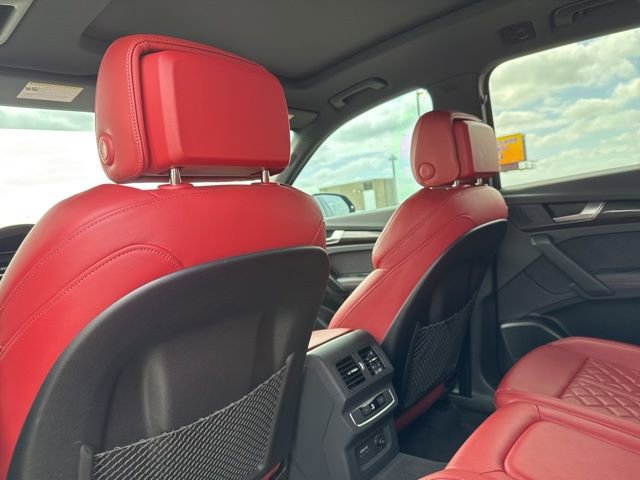 Used 2024 Audi SQ5 Premium Plus image 11