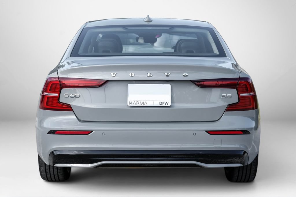 Used 2024 Volvo S60 B5 Core FWD image 7