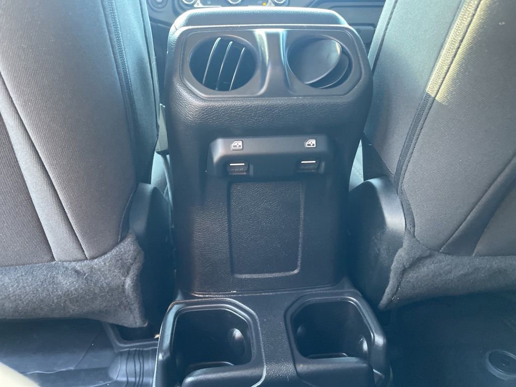 Used 2023 Jeep Wrangler Sport S image 32