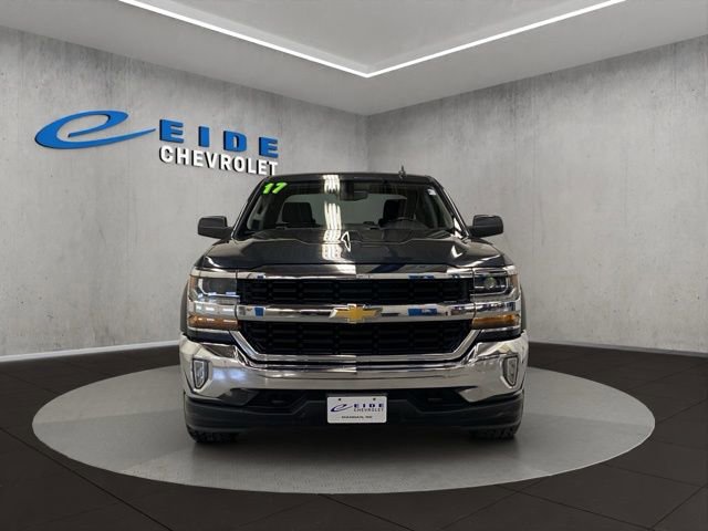 Used 2017 Chevrolet Silverado 1500 LT w/ All Star Edition AWD/4WD image 9