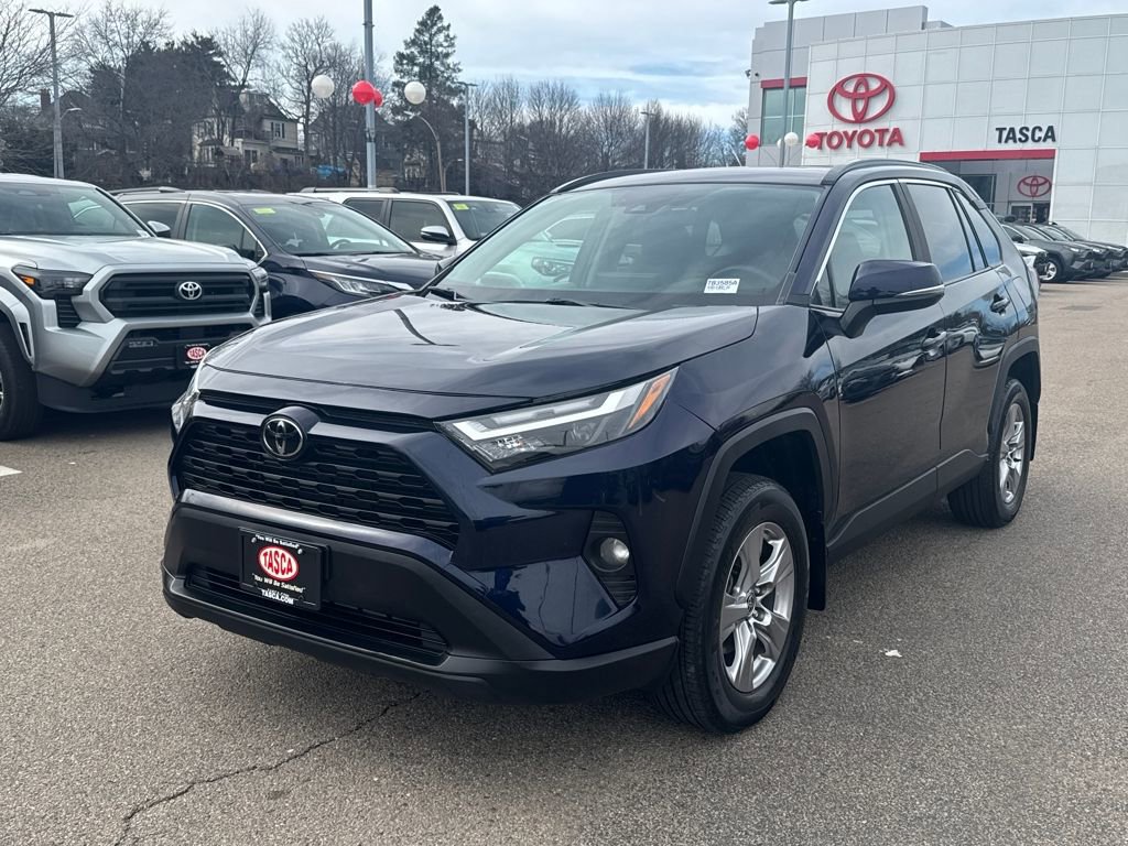 Used 2023 Toyota RAV4 XLE w/ Convenience Package image 3