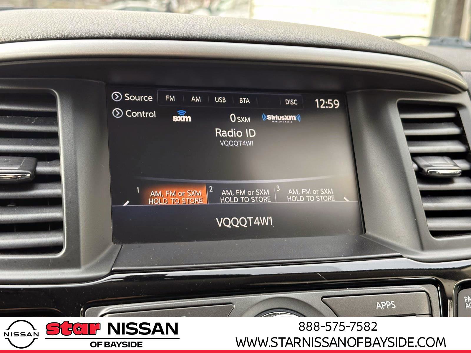 Used 2019 Nissan Pathfinder SV image 34