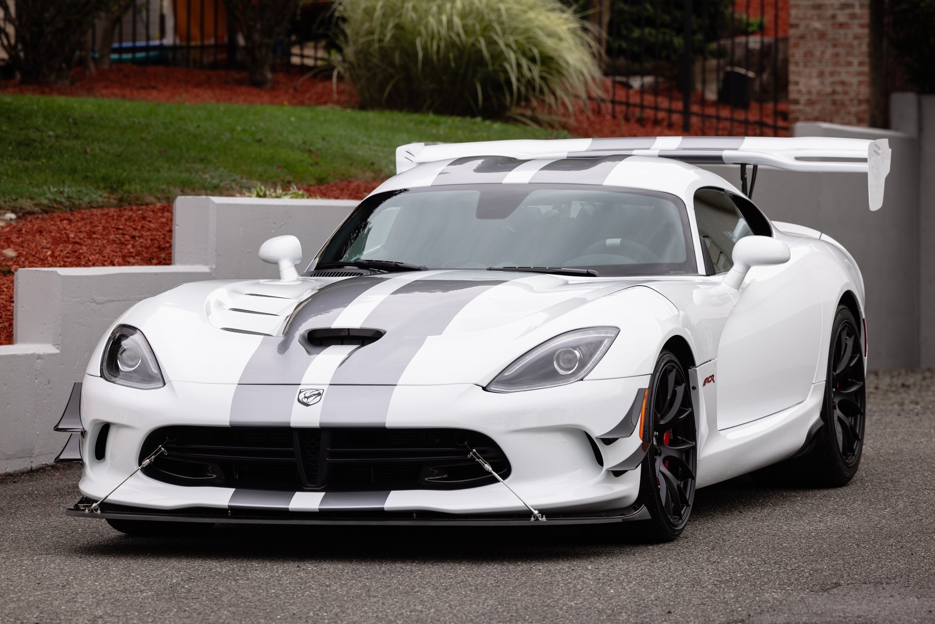 Used 2017 Dodge Viper ACR w/ Extreme Aero Package RWD image 15