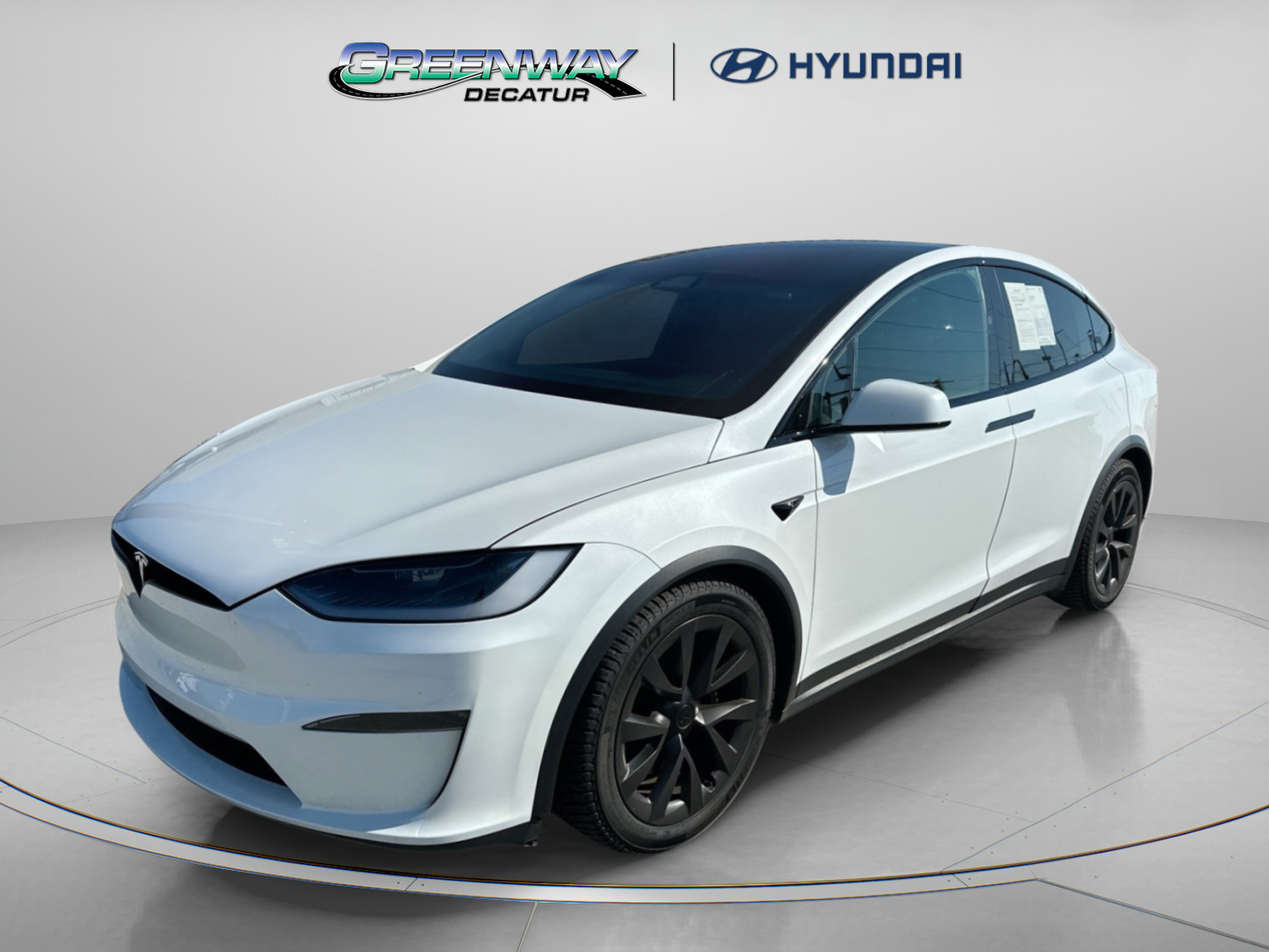 Used 2024 Tesla Model X AWD/4WD image 4