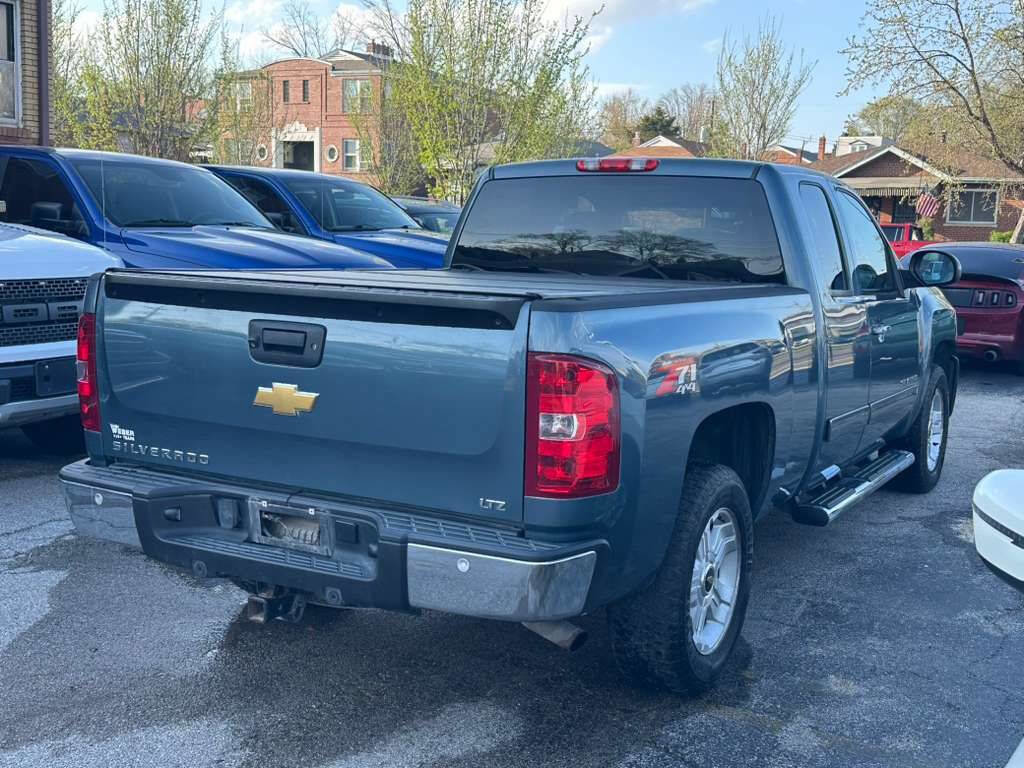 Used 2013 Chevrolet Silverado 1500 LTZ w/ LTZ Plus Package AWD/4WD image 6