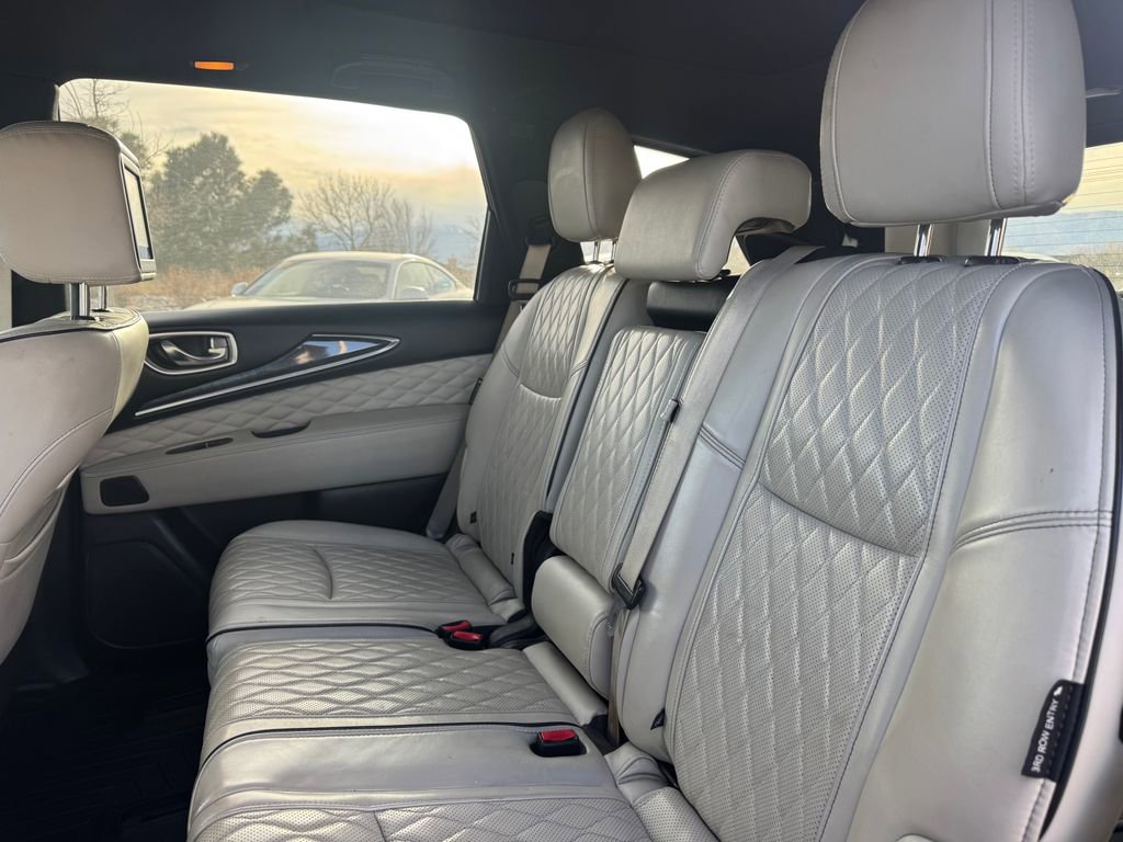 Used 2019 INFINITI QX60 Luxe w/ Limited Package image 8
