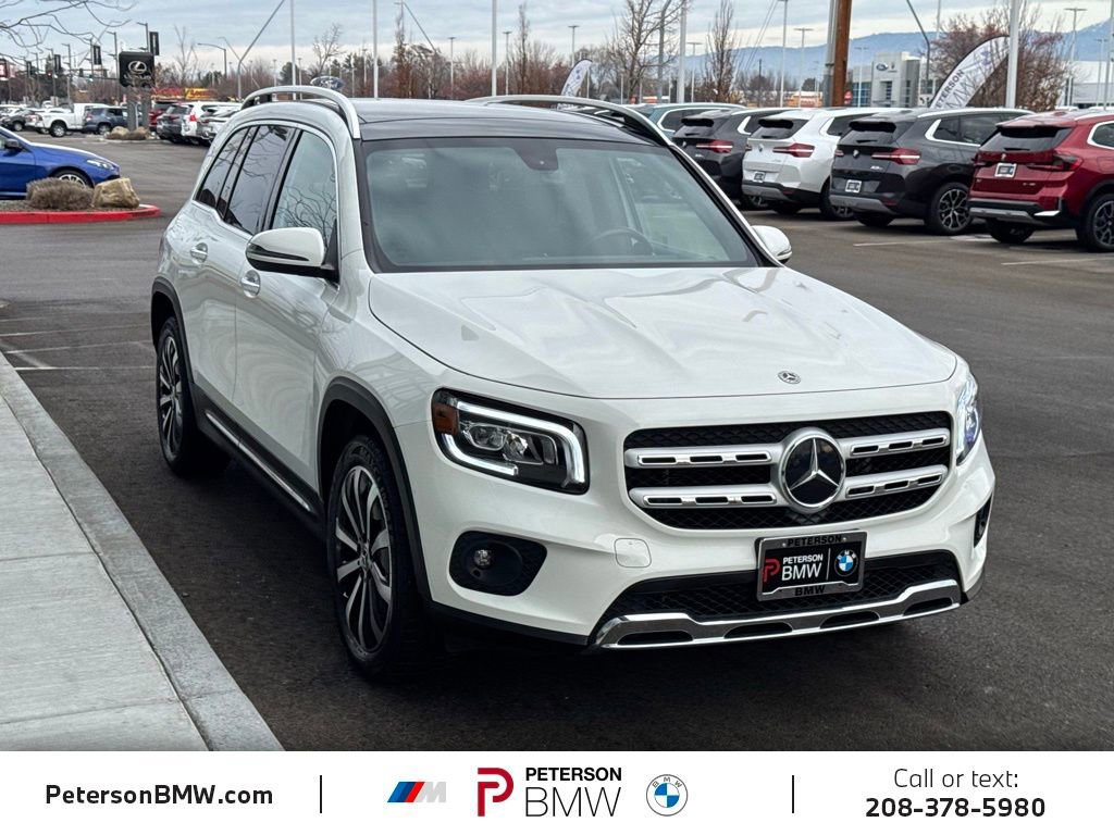 Used 2022 Mercedes-Benz GLB 250 4MATIC image 10