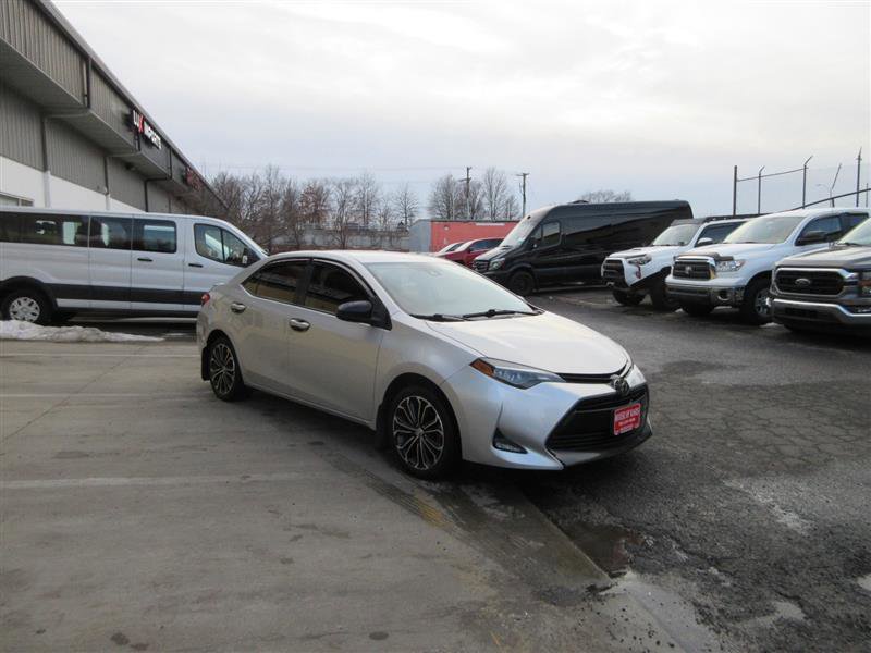 Used 2018 Toyota Corolla LE image 8