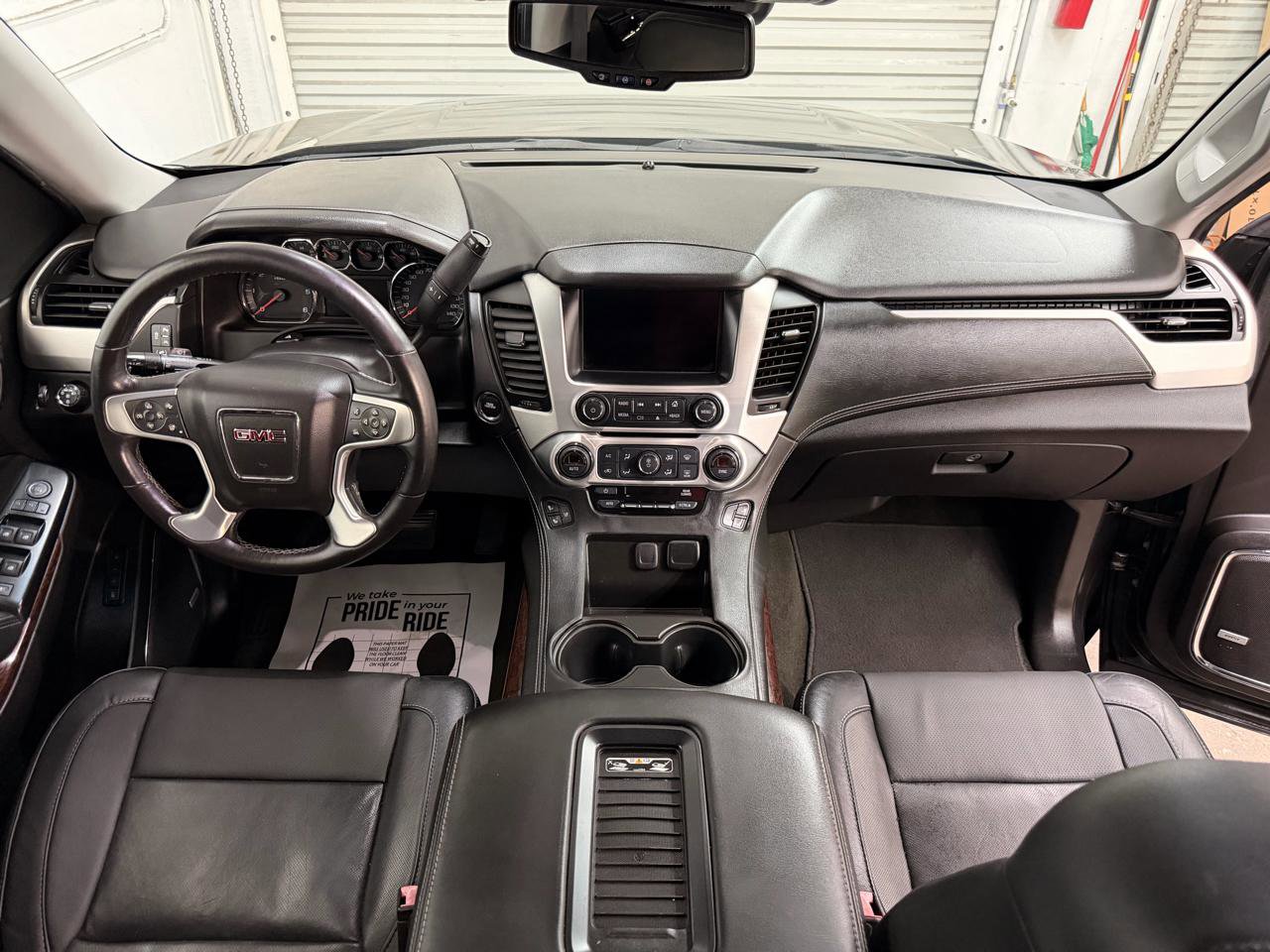 Used 2017 GMC Yukon XL SLT AWD/4WD image 41