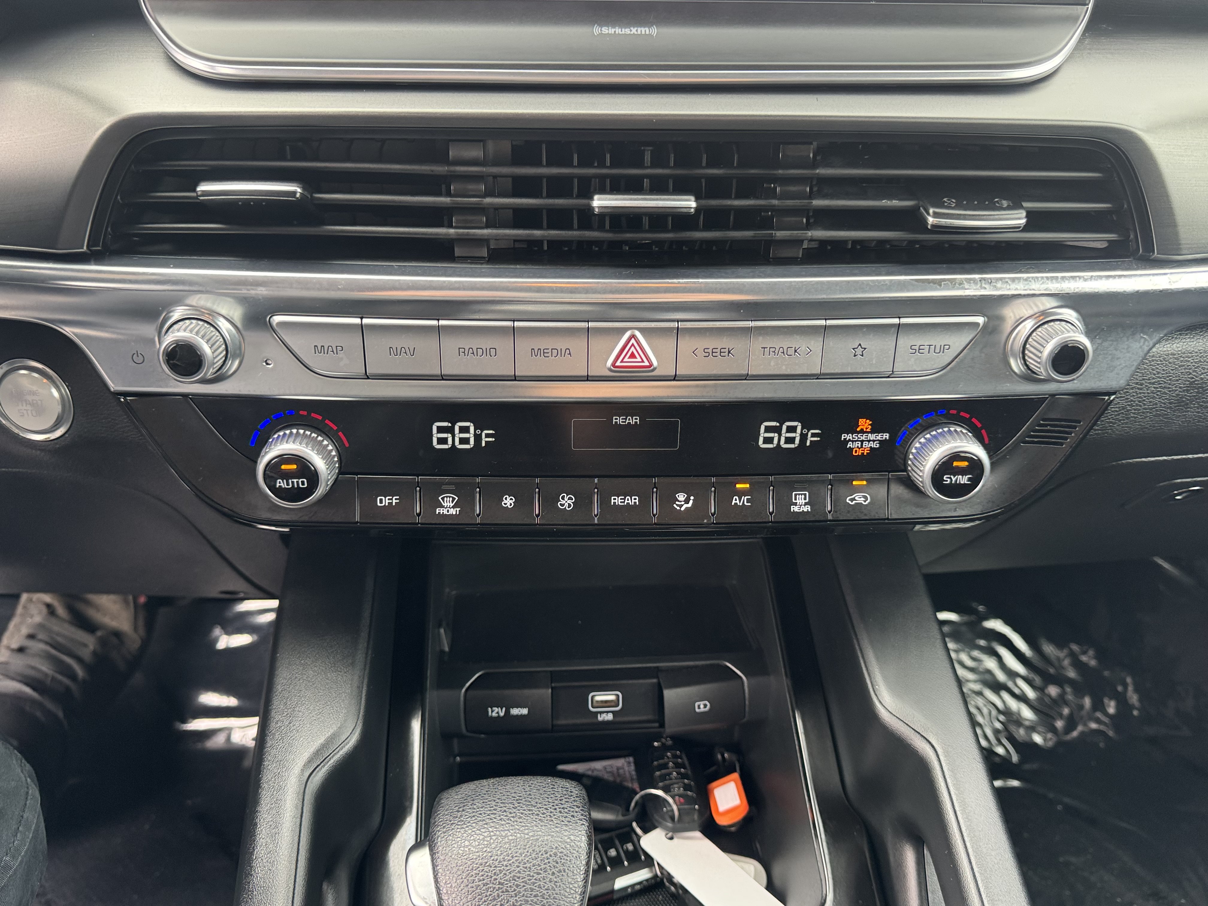 Used 2022 Kia Telluride LX FWD image 27