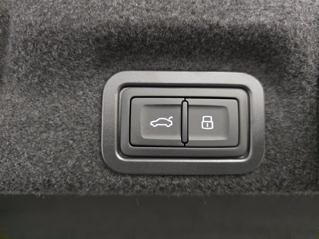 Used 2026 Audi A6 Premium Plus w/ Premium Plus Package AWD/4WD image 32