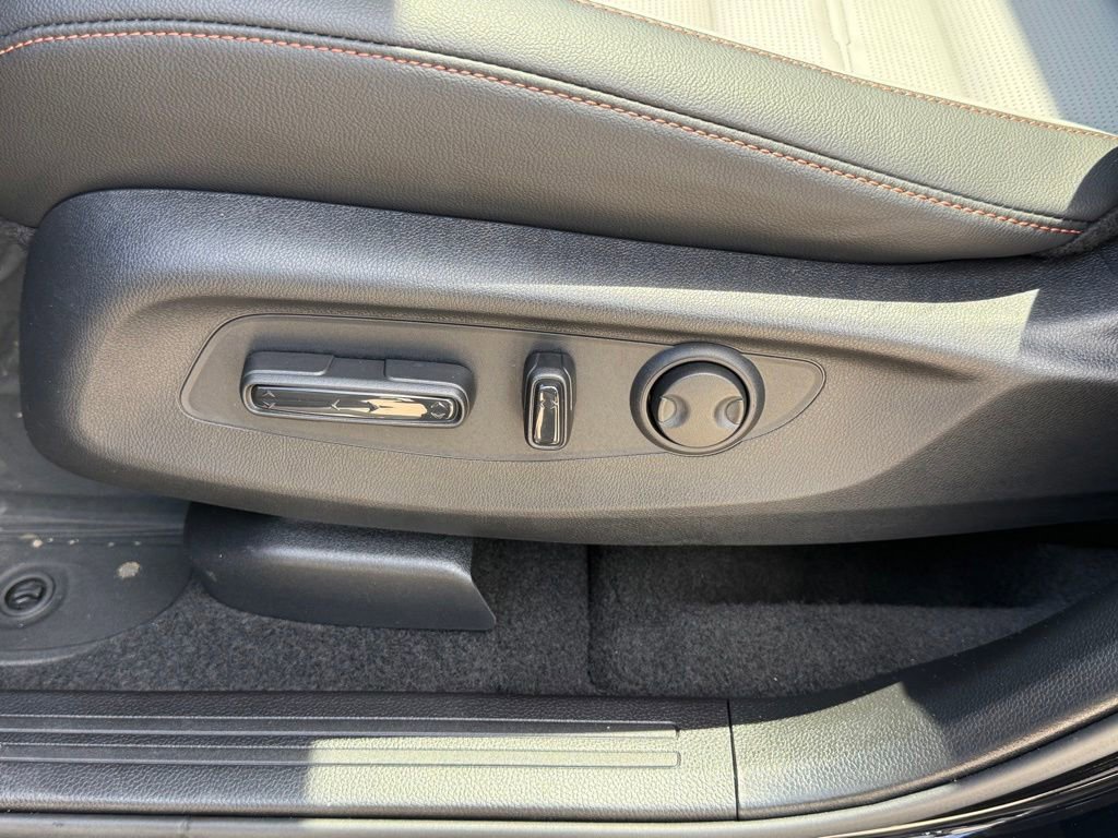 Used 2026 Honda CR-V Sport Touring image 28