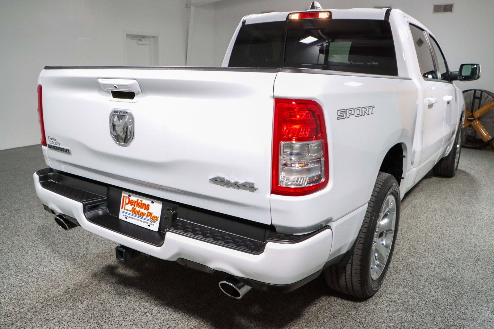 Used 2023 RAM 1500 Big Horn image 7