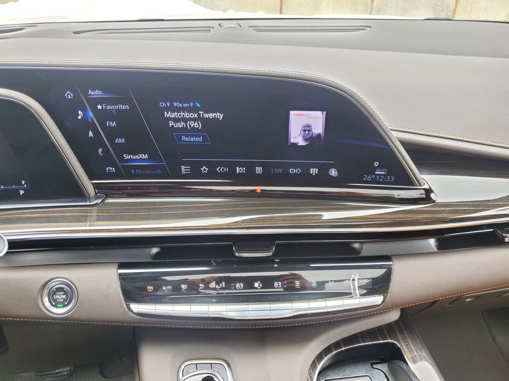 Certified 2024 Cadillac Escalade ESV Sport w/ LPO, ONYX Package image 32