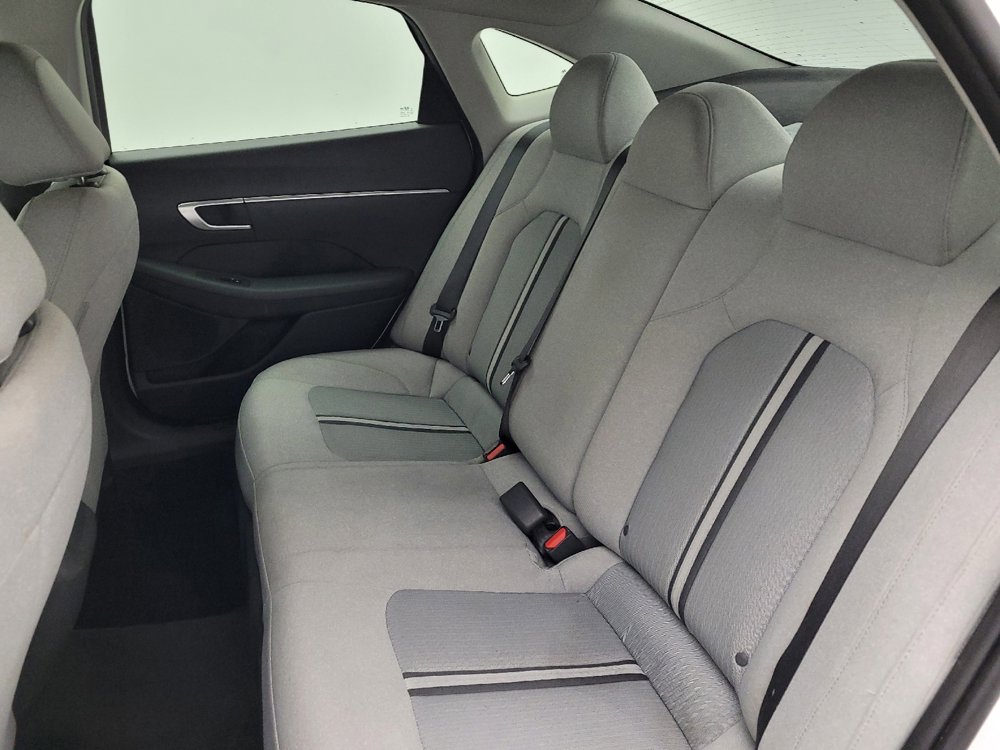 Used 2020 Hyundai Sonata SE w/ Winter Weather Package FWD image 18