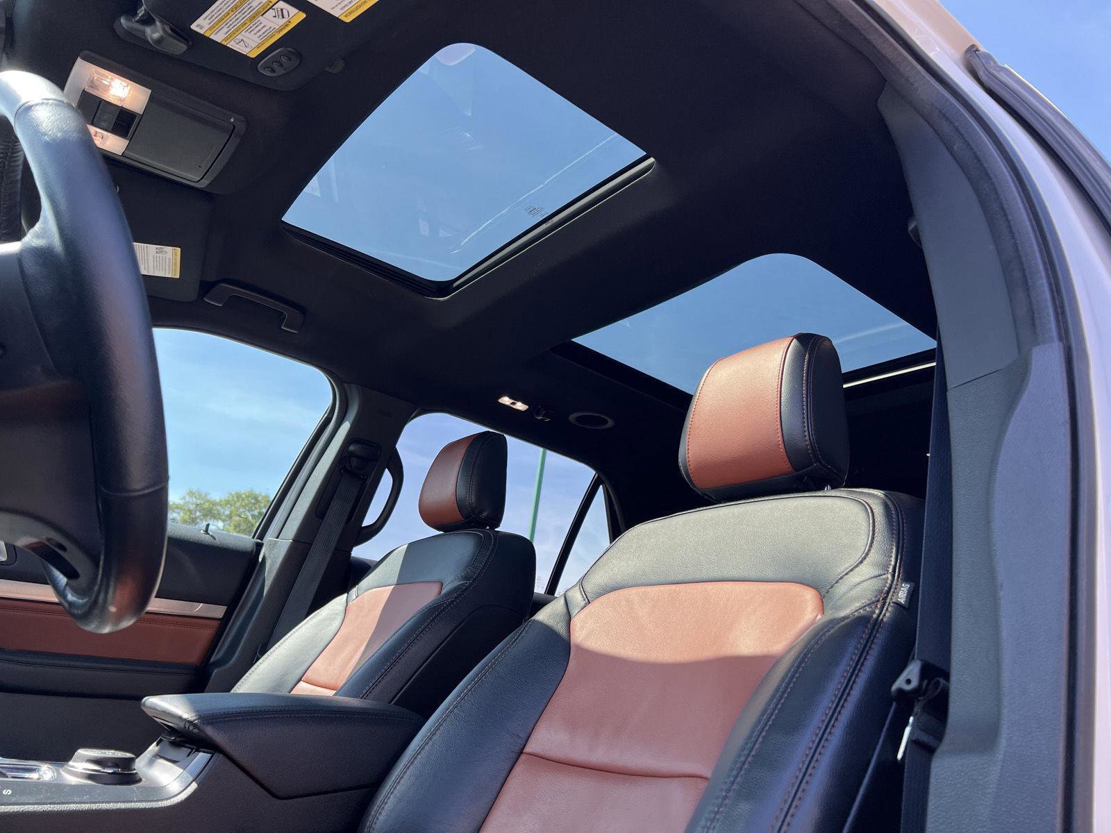 Used 2019 Ford Explorer XLT w/ Equipment Group 202A AWD/4WD image 40