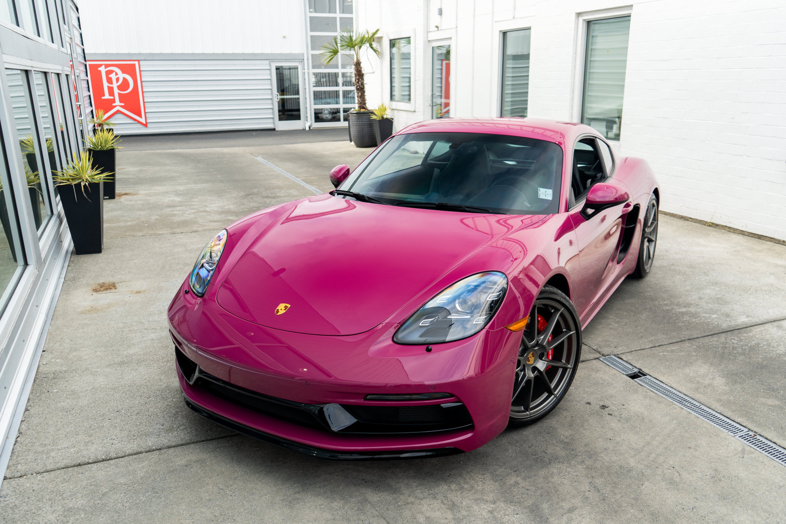 Used 2025 Porsche 718 Cayman GTS RWD image 3