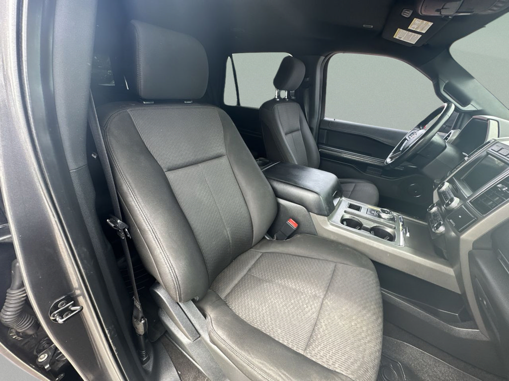 Used 2019 Ford Expedition XLT RWD image 38