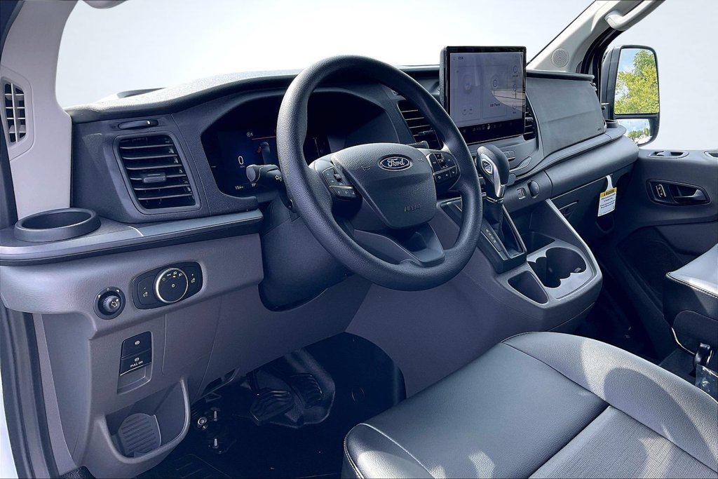 New 2026 Ford Transit 150 Low Roof RWD image 7