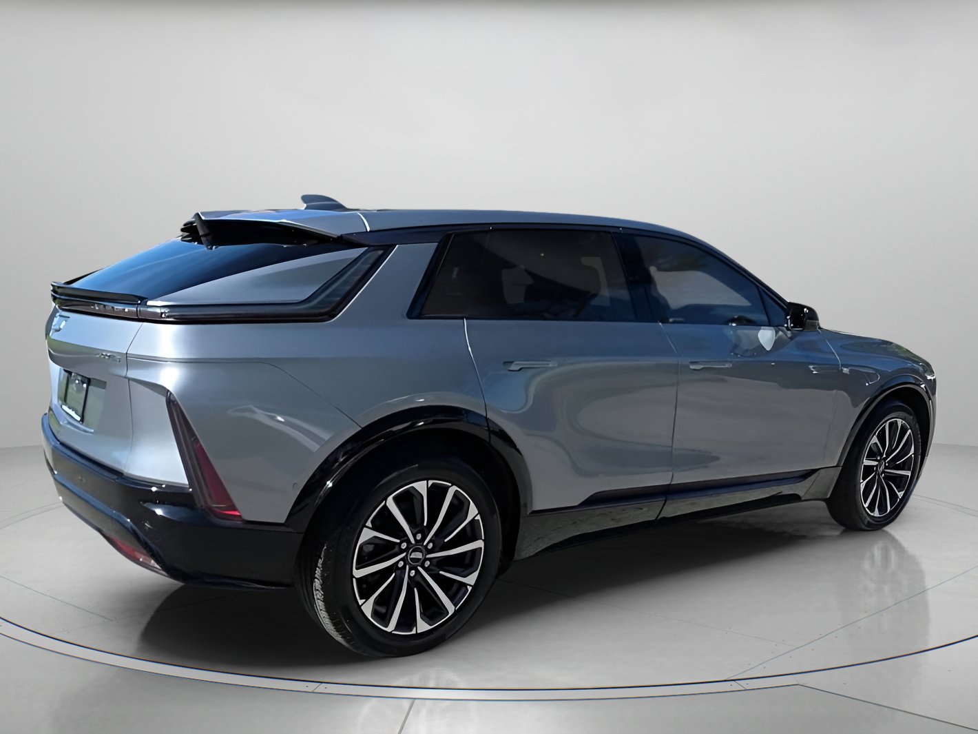 Used 2024 Cadillac Lyriq Sport image 29