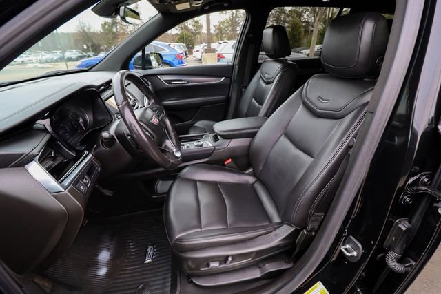 Used 2023 Cadillac XT6 Luxury image 28