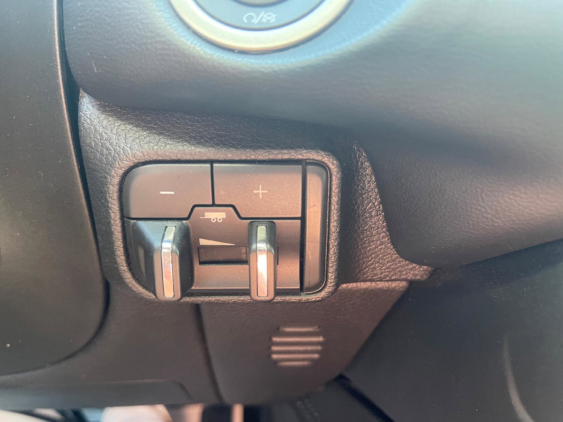 Used 2023 Dodge Durango SXT Launch Edition image 19