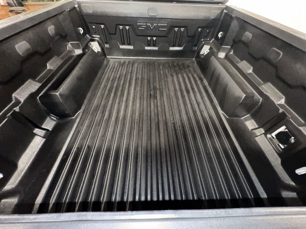 Used 2023 GMC Canyon AT4 image 33