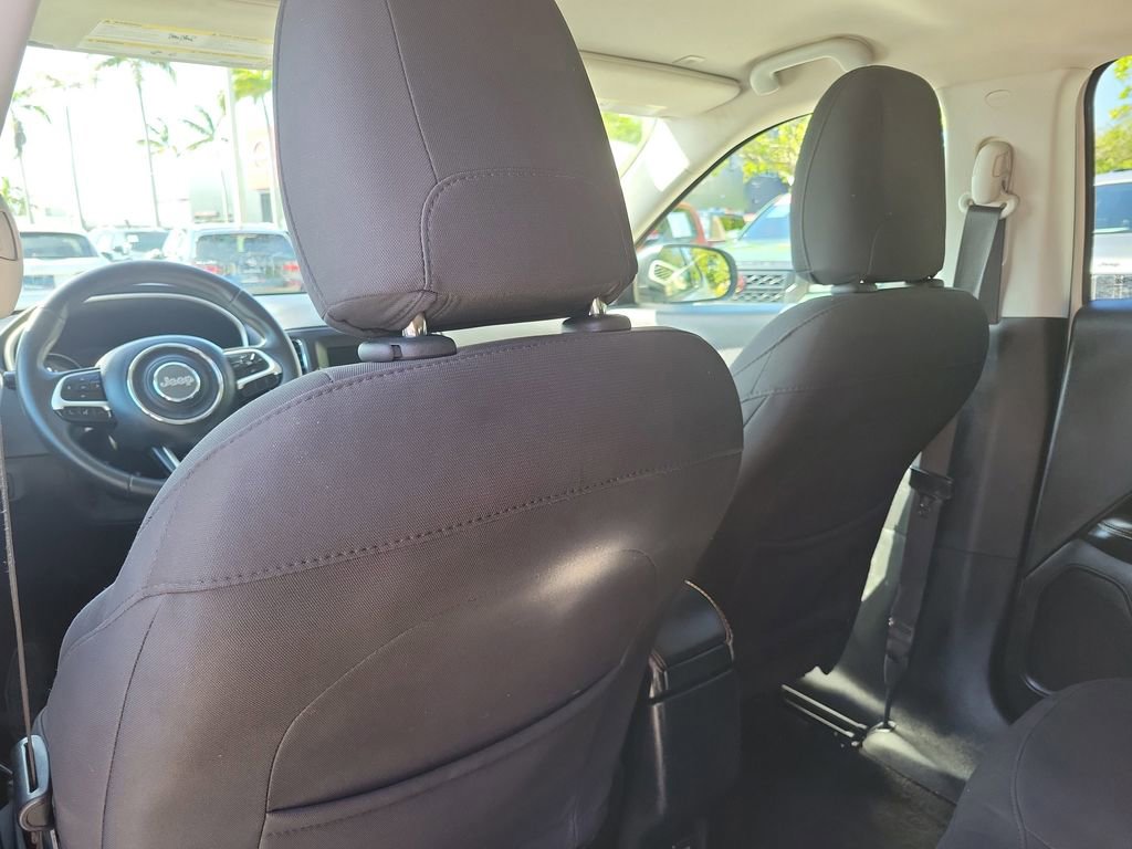 Used 2019 Jeep Compass Sport w/ Tech Group image 17