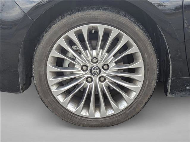 Used 2017 Toyota Avalon Limited w/ All Weather Liner Package image 9