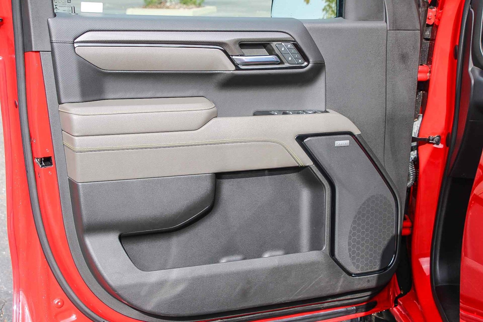 Used 2023 Chevrolet Silverado 1500 ZR2 w/ Technology Package image 15