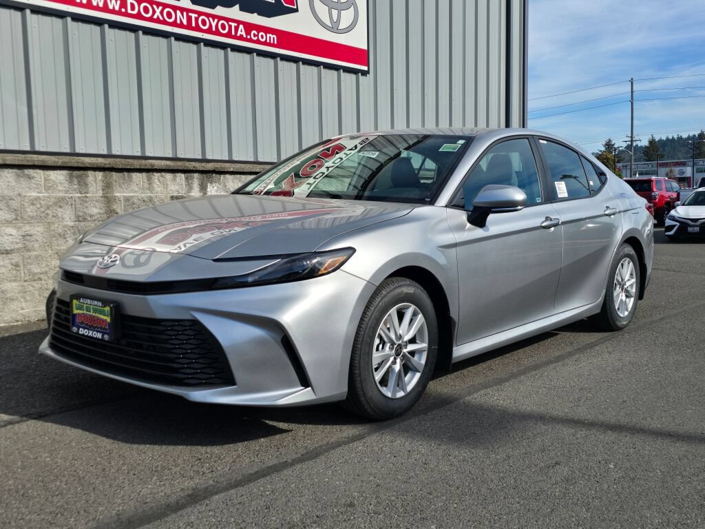 New 2026 Toyota Camry LE FWD image 2