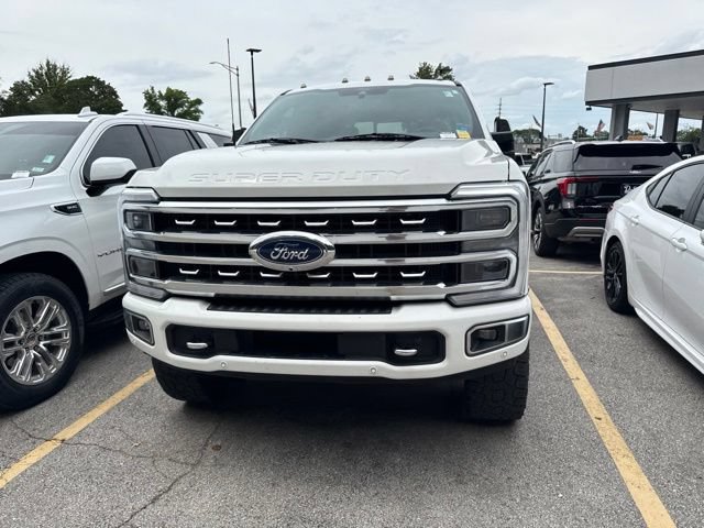 Used 2024 Ford F350 Platinum AWD/4WD image 3